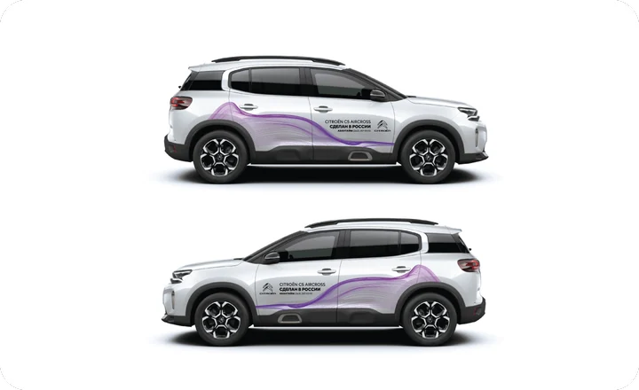 Фирменная графика на кузове автомобиля Citroën
